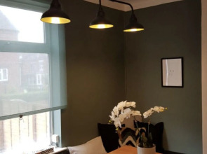 Beautiful And Classy 2 Bedroom Westbourne House