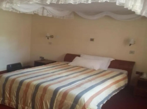 Queens Garden Hotel