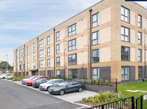 Modern Inn 5 Star Luxury 2 Bedroom Apartment in City Centre with Car Park