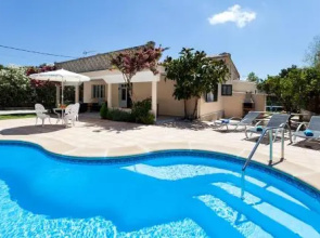 Villa Rosales