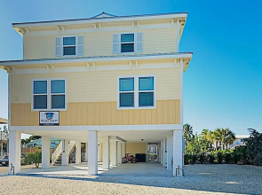 New Listing! New Canal W/ Pool & Dock 4 Bedroom Home