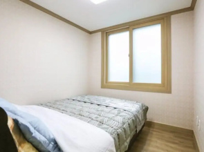 Cheongju Geumgwansup Byeoljang Pension