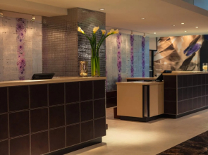 Renaissance Chicago North Shore Hotel