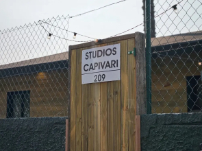 Estudios no Capivari by The Lodges