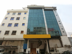 OYO 11647 Hotel Metro