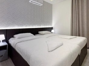 Luxury Room 03 Near Downtown