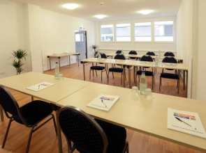 a&o Frankfurt Galluswarte - Hostel