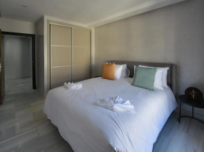 Suites Hotel Le Yacht