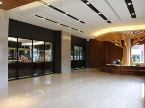 Chii Lih Hotel - Kaohsiung Love River