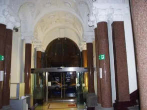 Albany Apartments