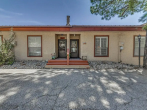 Alto Townhome w/ Deck Near Ski Apache!