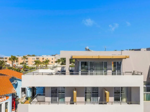 Ostrakon Suites