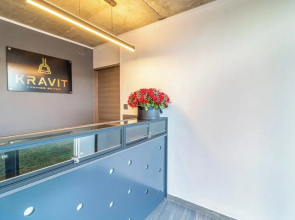 Kravit Premier Suites
