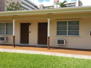 3220 NE 15th st. Unit 2