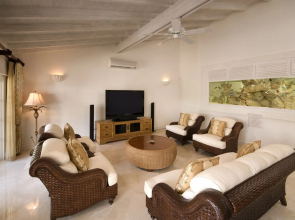 Standford House by Altman