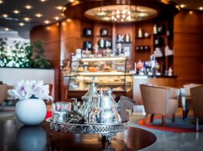 Отель Swissotel Al Murooj Dubai