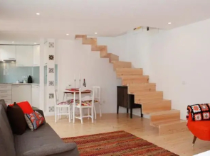 Find Me...House 2, Downtown,Old quarter