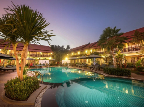 Spring Palace Resort Hotel