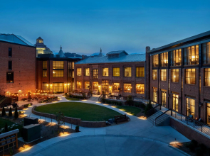 The Foundry Hotel Asheville, Curio Collection by Hilton