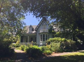 Shaw House Inn