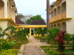 Coral Seas Beach Resort
