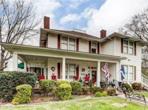 The Inn of the Patriots
