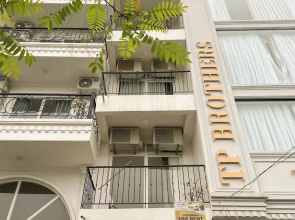 NINE HOUSING 30 Yen Hoa