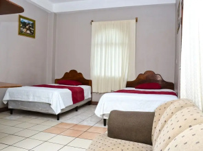 Hotel Mary