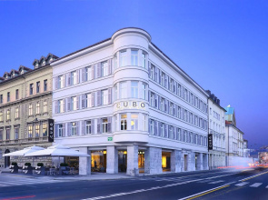Hotel Cubo