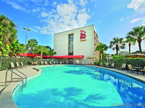 Red Roof Inn PLUS+ Miami Airport