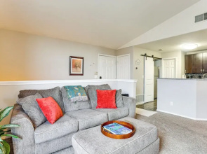 < 1 Mi to Light Rail! Centennial Condo w/ Balcony