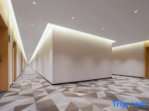 Elong Me Anlai Hotel（Wanda Plaza, Wangfujing Shopping Center, Bazhong City）