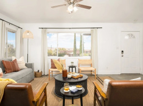 Sunburst by Avantstay Newly Added Pool! 5 Mins TO Town