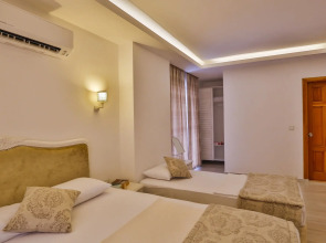 Отель Linda Beach