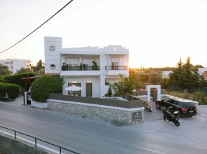Domus Garden Apartments
