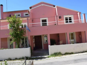 Private Villa AKOBARA, 2km from city center