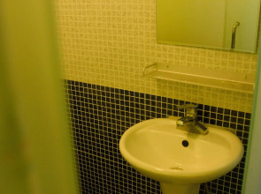 Beijing Alley International Youth Hostel