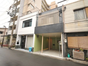 Condominium House in Osaka Miyakojima