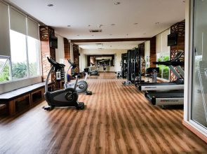 Relax and Simply Studio Saveria Apartment near AEON Mall