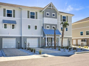 New! Unforgettable Family Getaway At Resort ! 3 Bedroom Townhouse