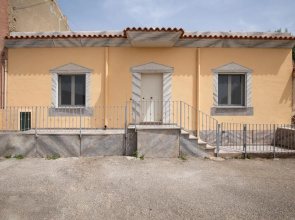 Casa Bata in Budoni with 1 bedrooms and 1 bathrooms