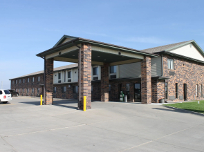 Victorian Inn & Suites