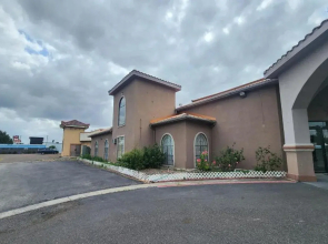 Lone Star Inn & Suites by OYO Harlingen TX