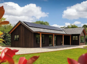 2-bed Eco Friendly Home - Sleeps 4 - Parking