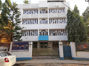 Hotel Blue Moon by OYO Rooms