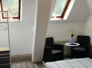 Landhotel Sonnenschein -- Nur für Geschäftsreisende--