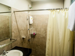 Samutra Apartment and Guesthouse