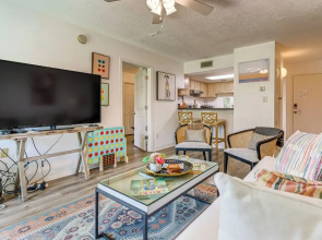 Sea La Vie Condo: Pensacola Beach Access!