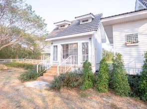 OYO 556 Chaisathan Cottage