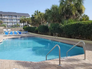 Bluewater Resort 1208